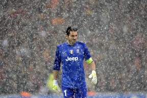 KAIYUN 中国大陆-凯撒酋长球员获选月度最佳，表现突出，凯撒酋长球衣