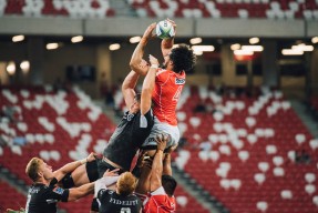 开云体育APP下载-阿根廷青少年骑手理查德·基尔克高德在国际马术比赛中获得银牌，展现潜力。