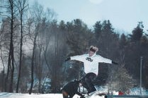 开云官方网页登录-谷爱凌滑雪动作被称为教科书示范，谷爱凌滑雪服