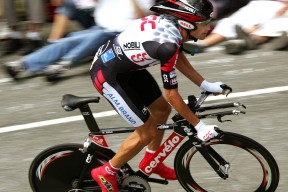 kaiyun官方入口登录-北京高校滑雪联赛打响，清华包揽团体冠亚军，2021北京滑雪冬令营