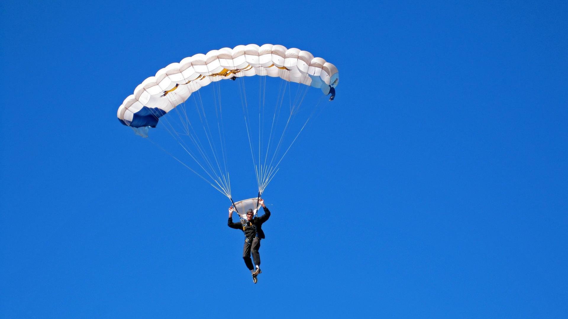 山东男篮大胜竞争对手,实现六连胜,山东男篮战绩